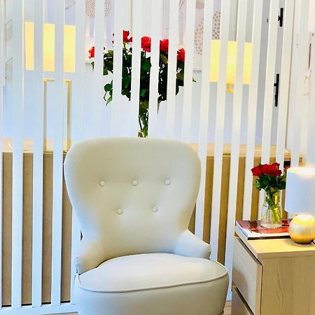 Apartament W Centrum Miasta Z Darmowym Parkingiem Dla Dwojga -Apartamenty Pod Zlotym Lwem 쿠드즈코 외부 사진